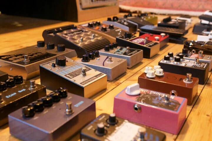 Quelques pédales d'effet, stompboxes
